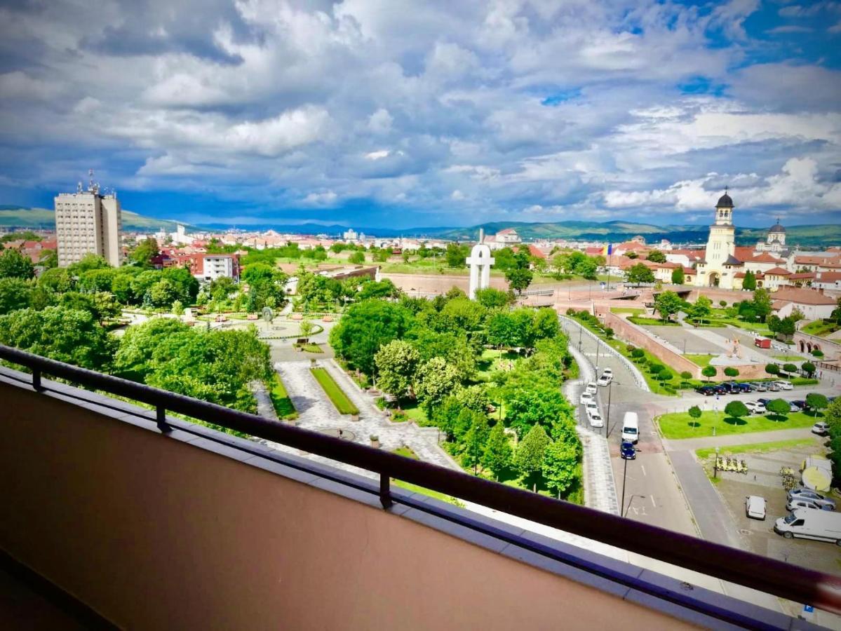 Midsummer Boulevard Appartement Alba Iulia Buitenkant foto